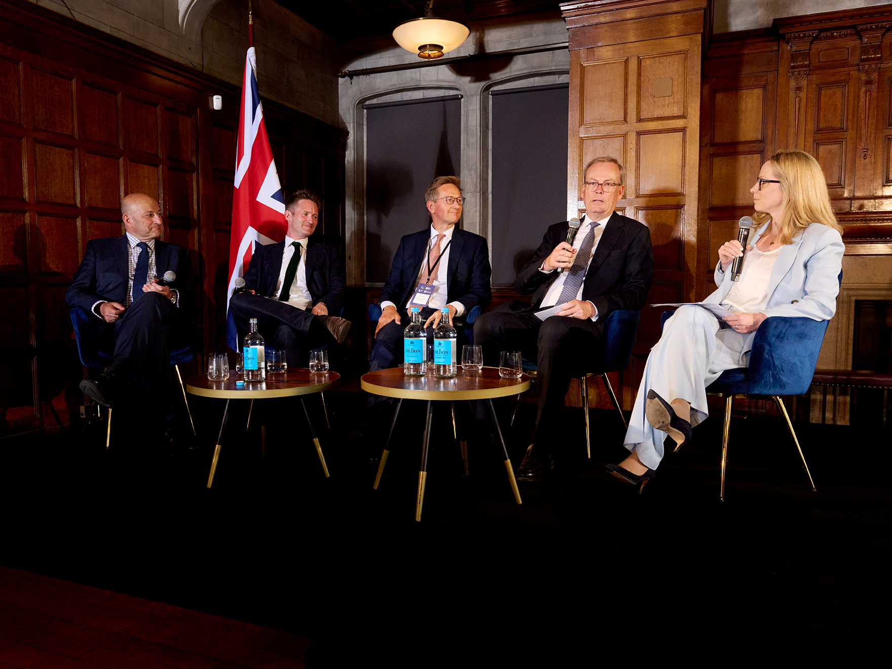 Public bodies mobilise £50 billion to drive UK economic growth and support over 802,000 jobs