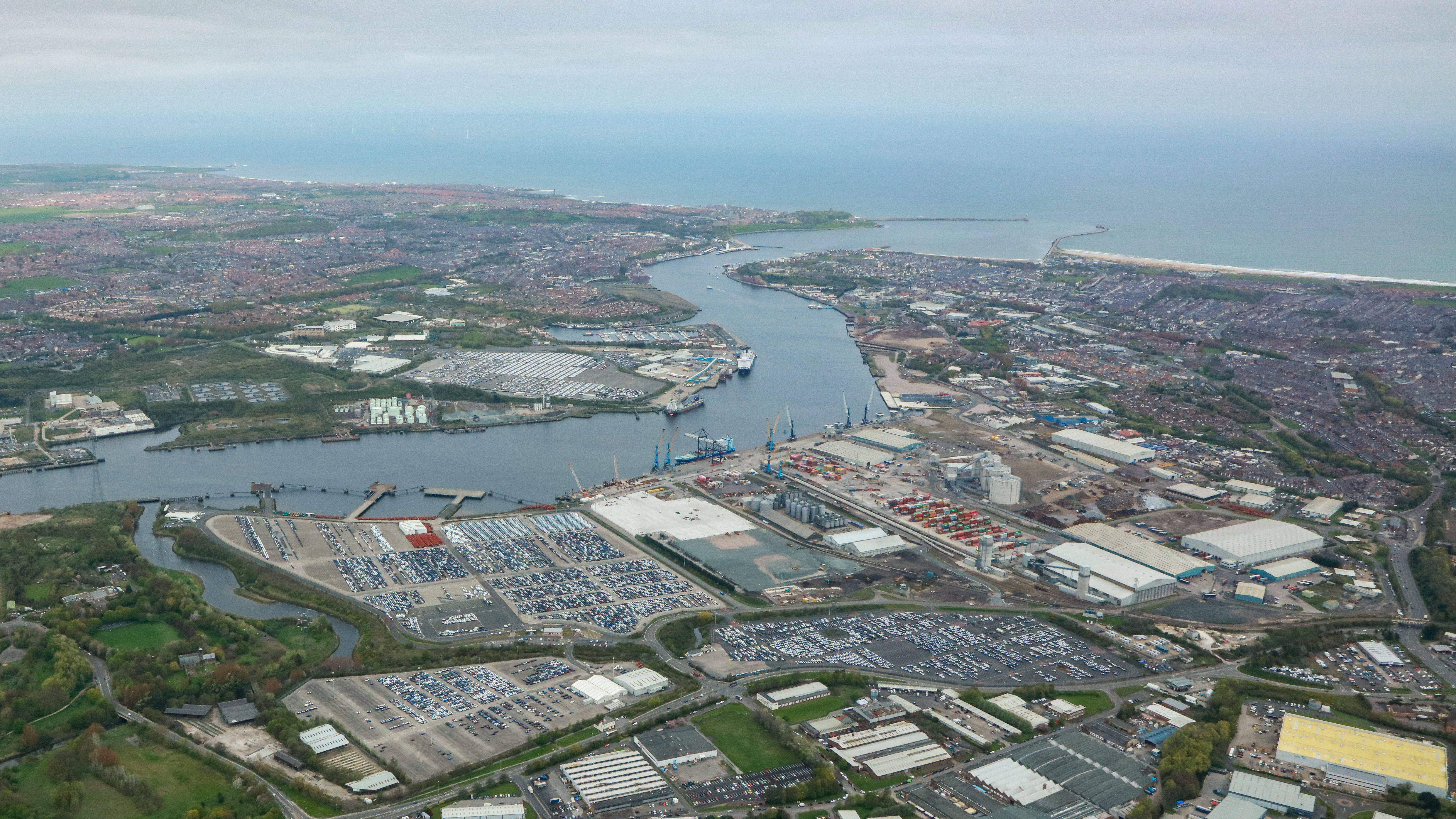 35.-Bank-announces-50-million-commitment-to-Port-of-Tyne-regener-74caae8994994937abed1259be8fefa1.jpg