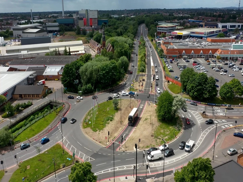 New UK Infrastructure Bank investment supports green bus route to boost connection and jobs in West Midlands