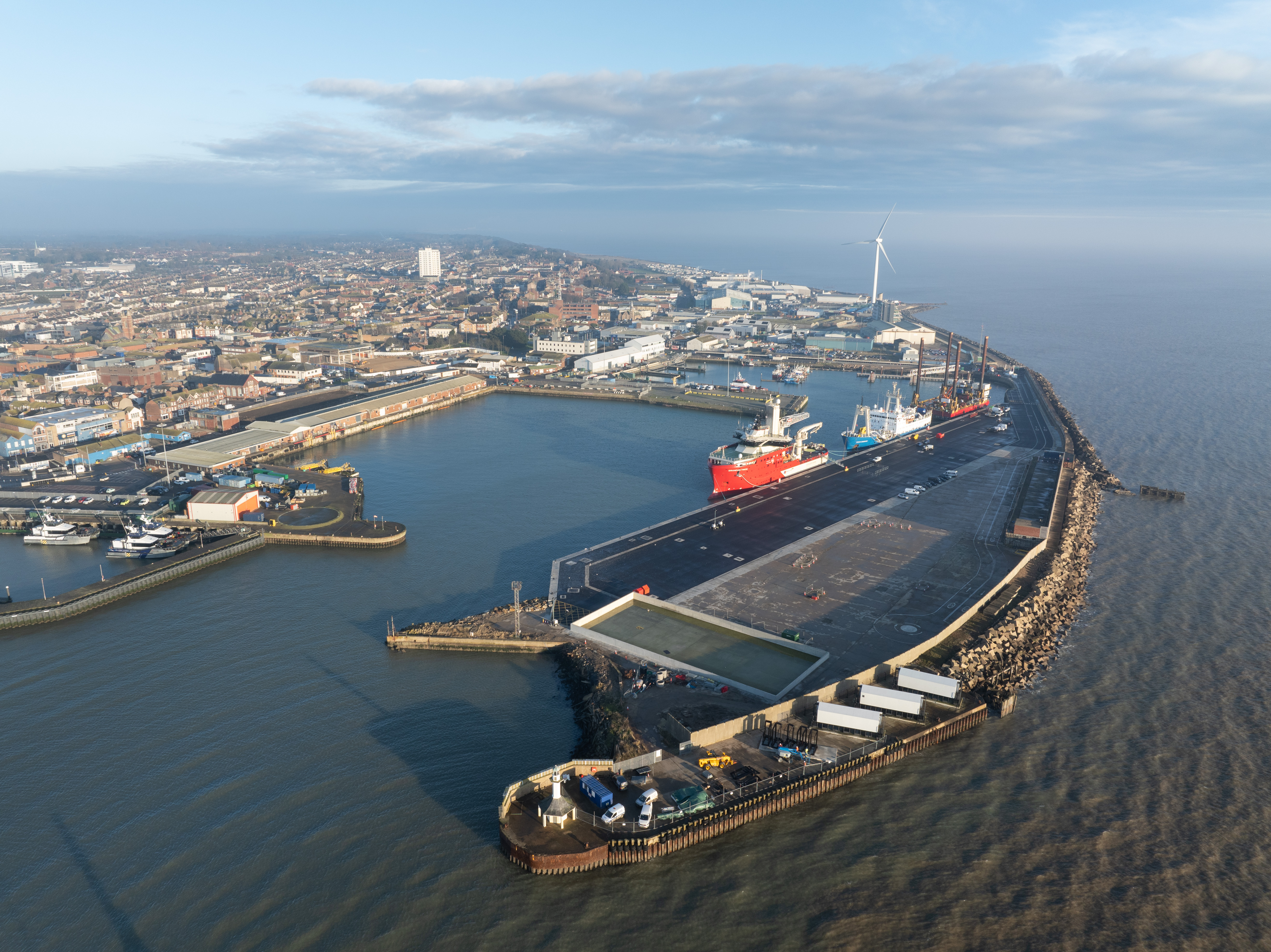 National Wealth Fund backs major port infrastructure projects with £200m commitment to ABP